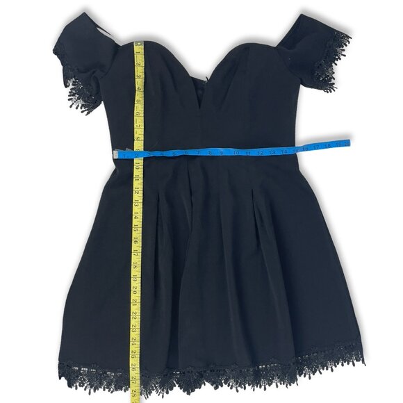 Lovers + Friends Black Lace Off-Shoulder Mini Dress NWT (Size L) - Picture 9 of 10